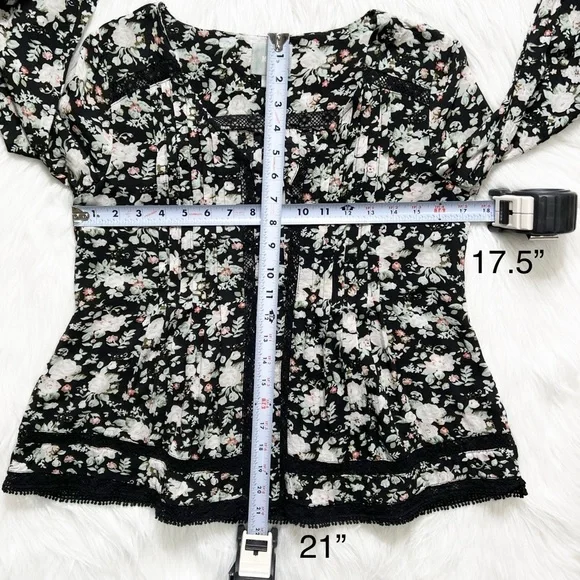 Anthropologie Eyelet Embroidered Pintuck Pleated Black Floral Peasant Top Size 0 - Picture 13 of 13